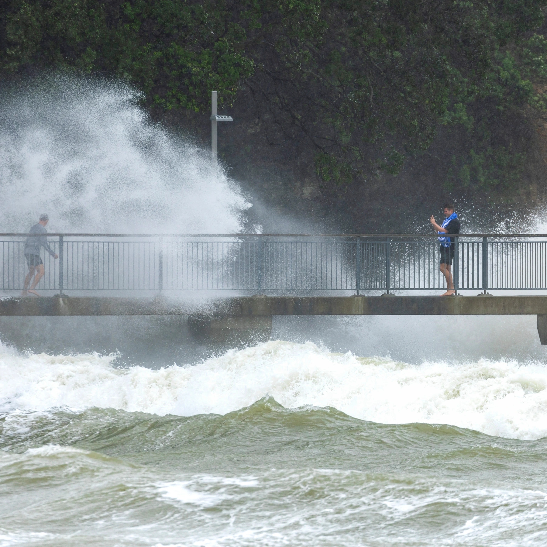 Dynamic Auckland Braces For Hail, Tornado Threat And Heavy Rain As Midweek Storm Looms Landscape in HD Dynamic Auckland Braces For Hail, Tornado Threat And Heavy Rain As Midweek Storm Looms Landscape in HD
